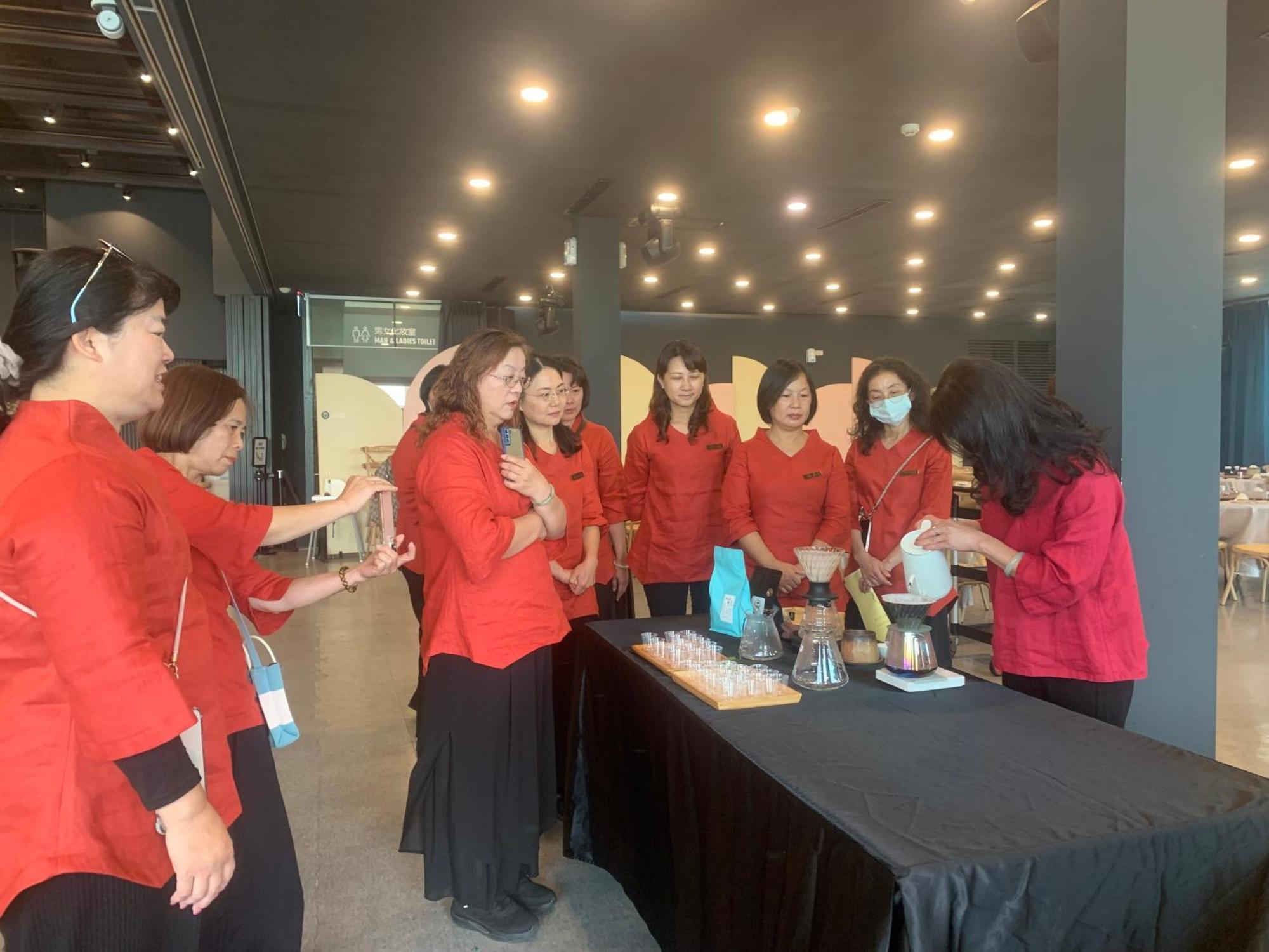 Qun Feng Hotel Fenchihu Eksteriør bilde